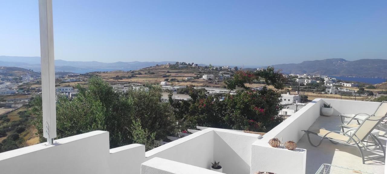 Готель Prickly Pear House Plaka  Екстер'єр фото